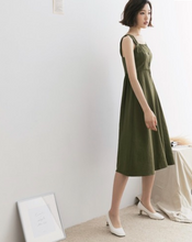 Load image into Gallery viewer, CLASSICAL BUTTON UP DRESS
