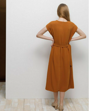Load image into Gallery viewer, Caramel Loose Style Long Dress
