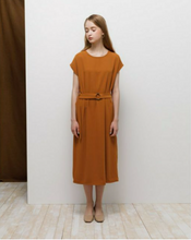 Load image into Gallery viewer, Caramel Loose Style Long Dress
