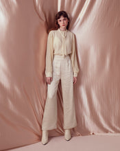Load image into Gallery viewer, Chiffon Crease Long Sleeve Tops
