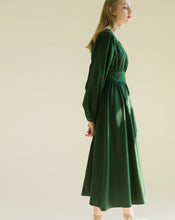 Load image into Gallery viewer, VINTAGE V-NECK WRINKLE DRESS
