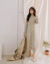 Load image into Gallery viewer, Small Floral High Neck Elegant Long Dress
