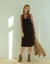 Load image into Gallery viewer, Temperament Girl Dress With Thin Shoulder Strap Side Tie Knot
