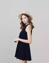 Load image into Gallery viewer, Romantic Slightly Sexy Shaved Shoulder Dress
