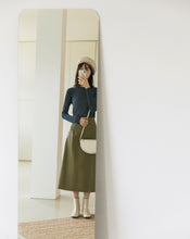 Load image into Gallery viewer, Vintage Leather Pleated Midi-skirt

