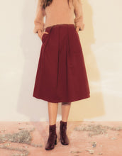 Load image into Gallery viewer, Winter Retro Discount Mid-Length Skirt
