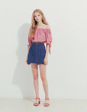 Load image into Gallery viewer, Short Top With Checkered Cuffs and Tie

