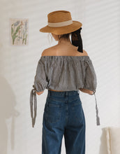 Load image into Gallery viewer, Short Top With Checkered Cuffs and Tie
